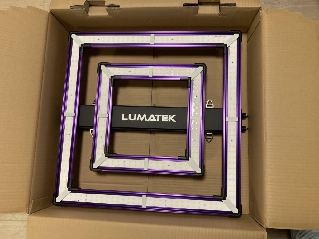 Nahaufnahme der Lumatek ATS 200W Pro mit LED-Platine und Beschriftung